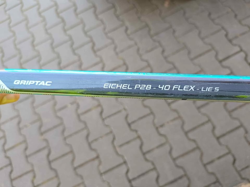 Prodám hokejku Bauer NEXUS - 4