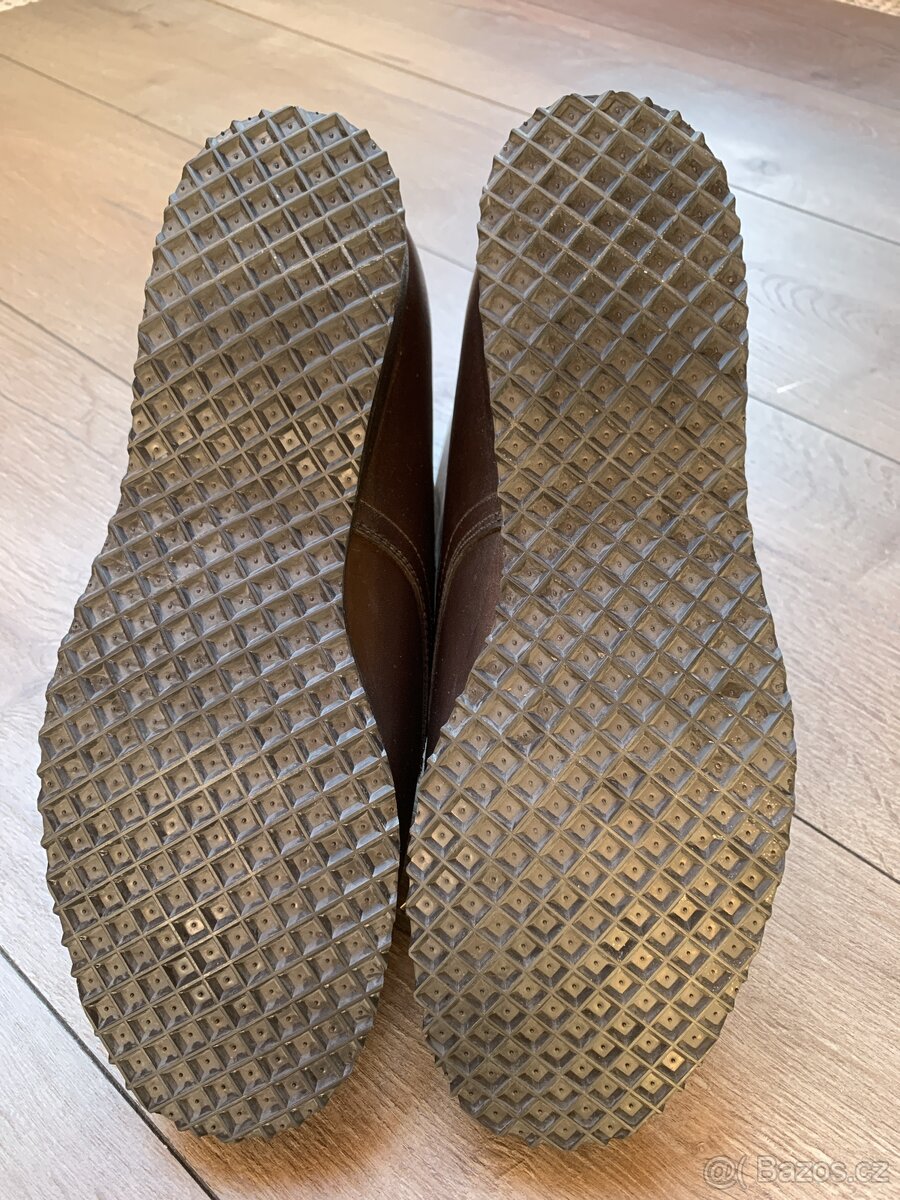 Boty Kanady - 4