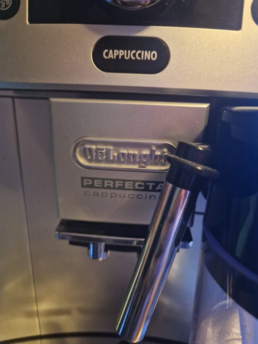 DeLonghi Na opravu - 4