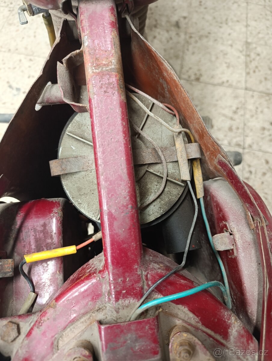 Jawa 250/590 sport - 4