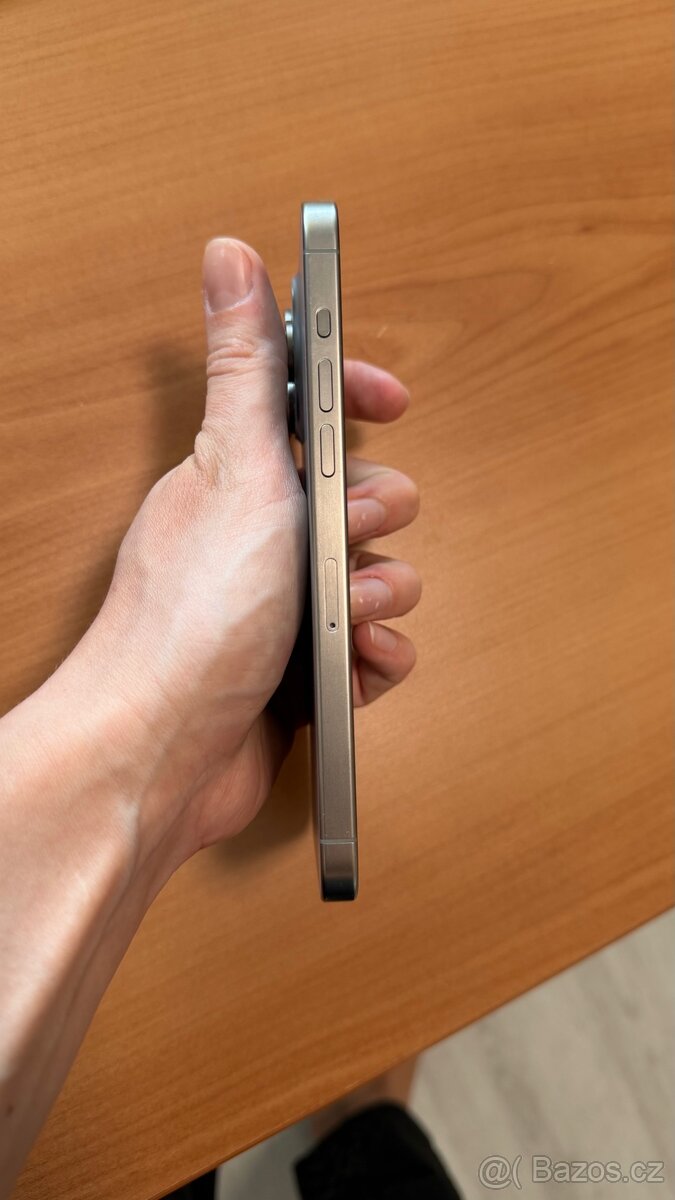 iPhone 15 Pro Max 256GB - 4