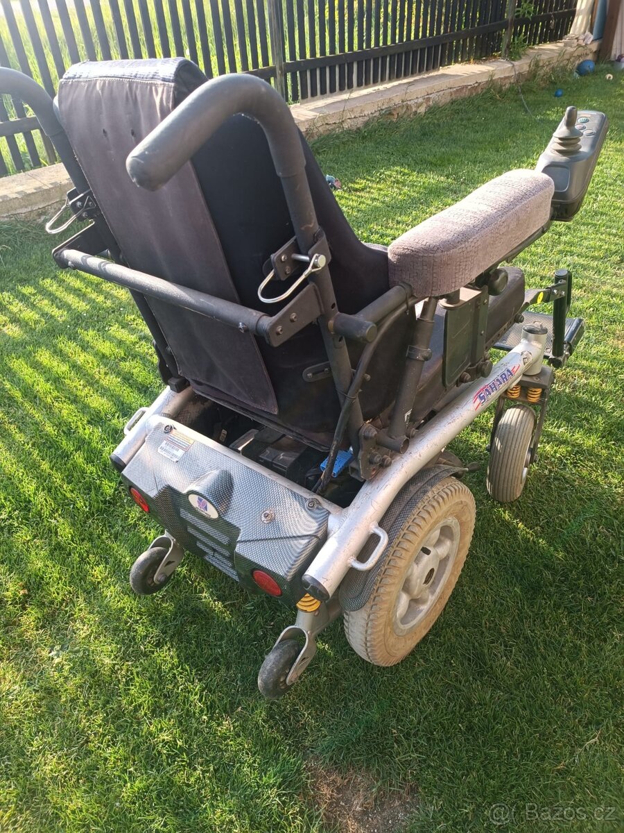 Elektrický invalidní vozík - 4