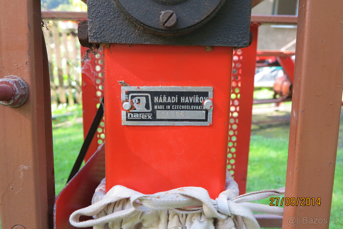 HOBLOVKU české výroby šíře 20cm na 380 V,dvounožovou. - 4