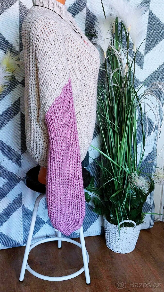 SENZAČNÍ DÁMSKÝ CROP SVETR - TRENDYOL - vel. M - 4