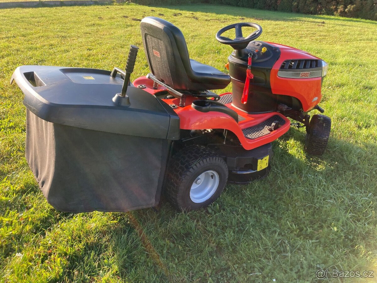 Zahradní traktor Sabo 92 HB ( John Deere X 165R) - 4