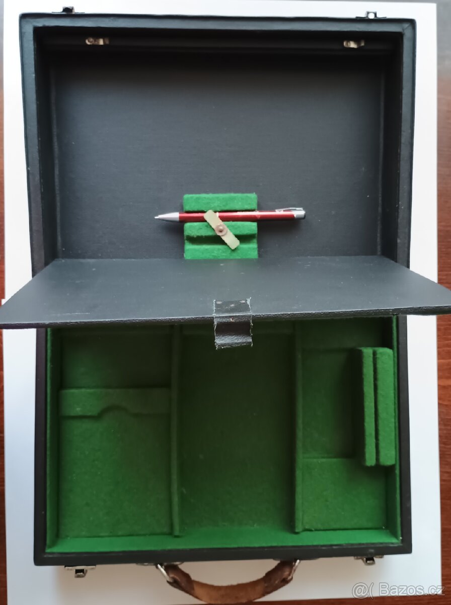 Starý kufr ( úložný box ) - 4