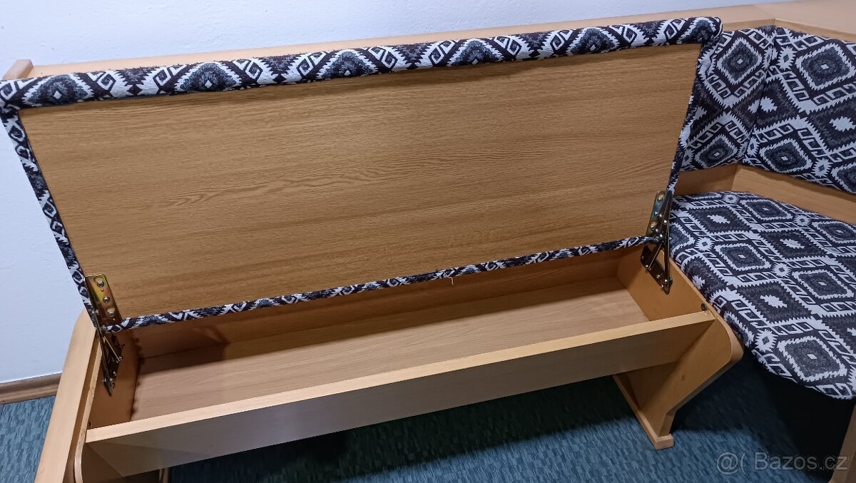 Rohová lavice - 4