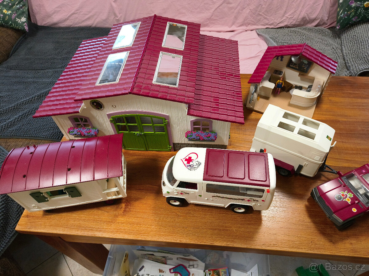 Schleich - stáj - 4