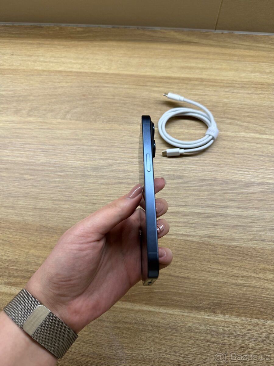 IPhone 15 Pro, 128GB, modrý titan - 4