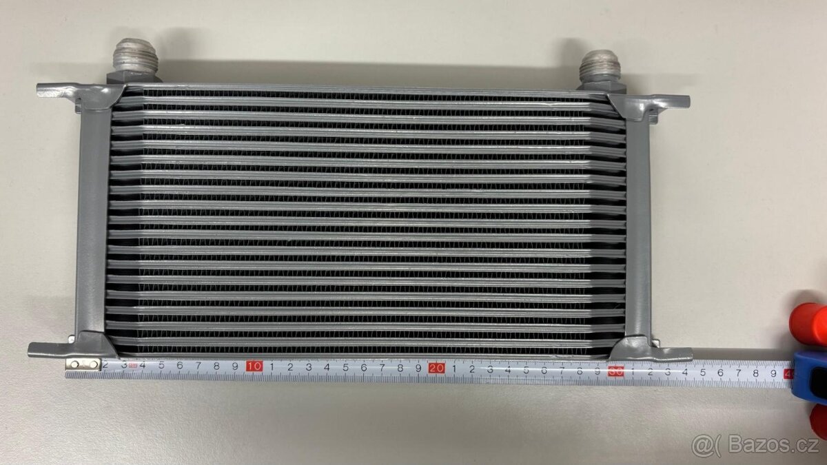 Olejový chladič 19-ti řádkový AN10 - 4