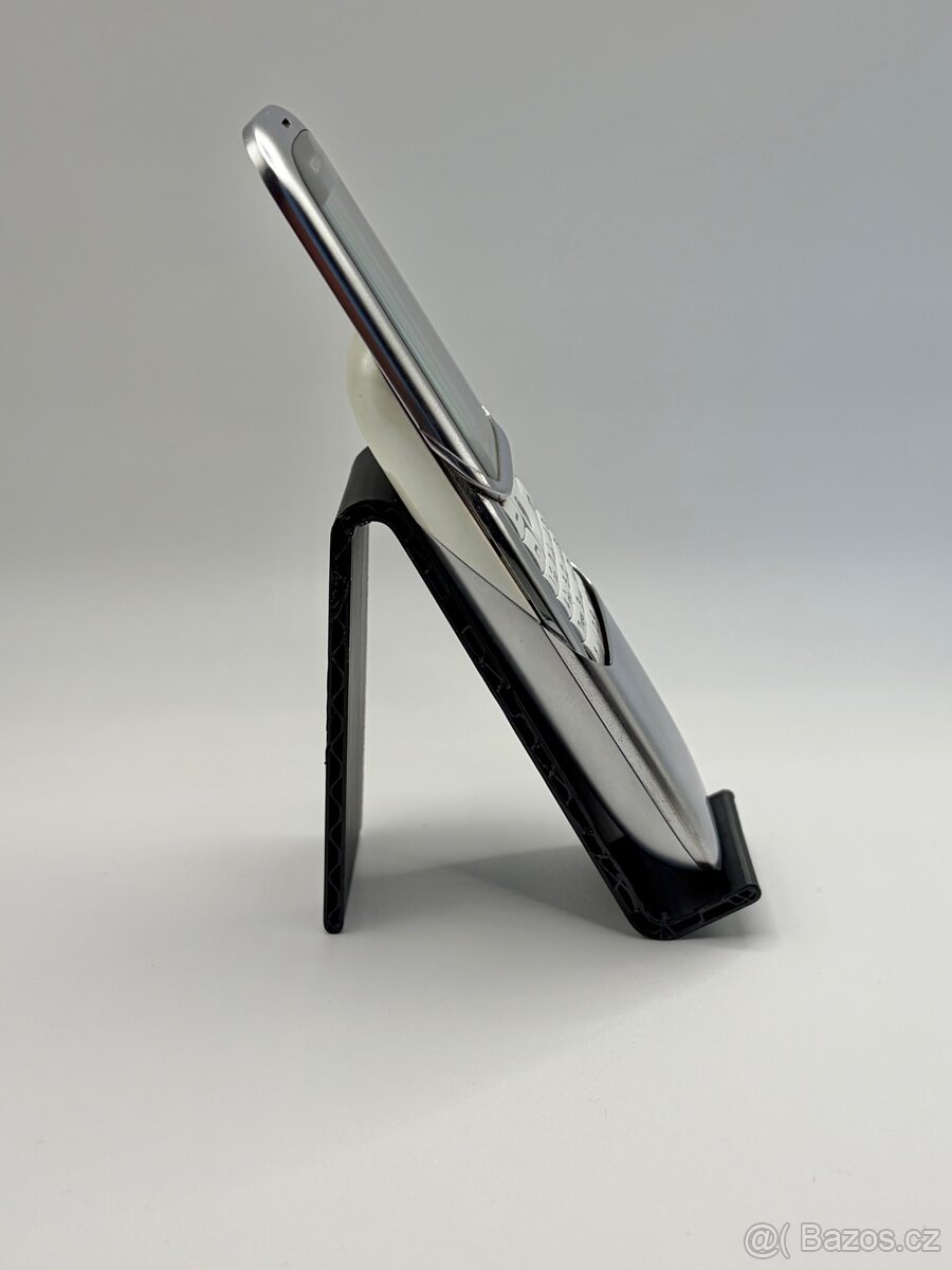 Mobilní telefon Nokia 8830e 2GB - 4