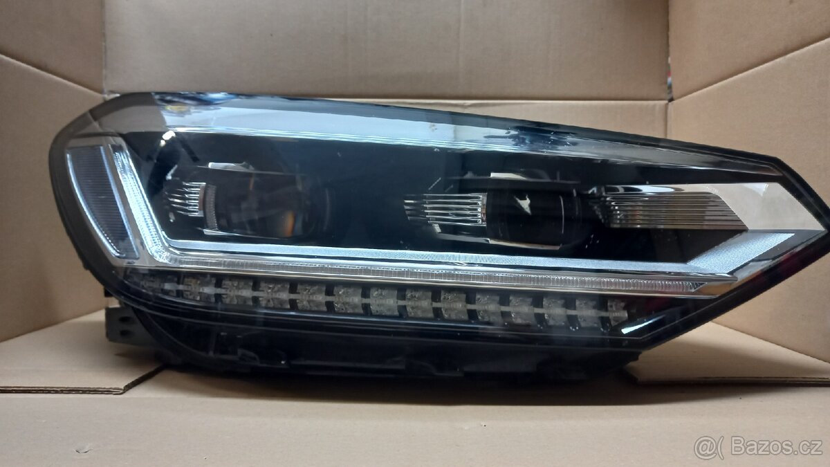 Pravý světlomet VW Touran Led - 4