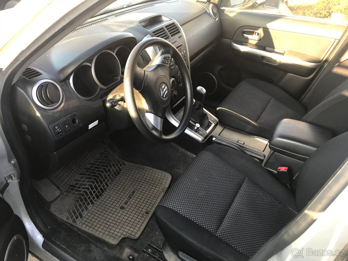 Suzuki Grand Vitara 2008 2,0i 103kW 4x4 - JEZDILA