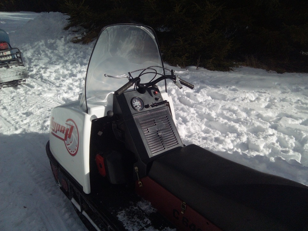 Sněžné skútry Buran 640 A - 4