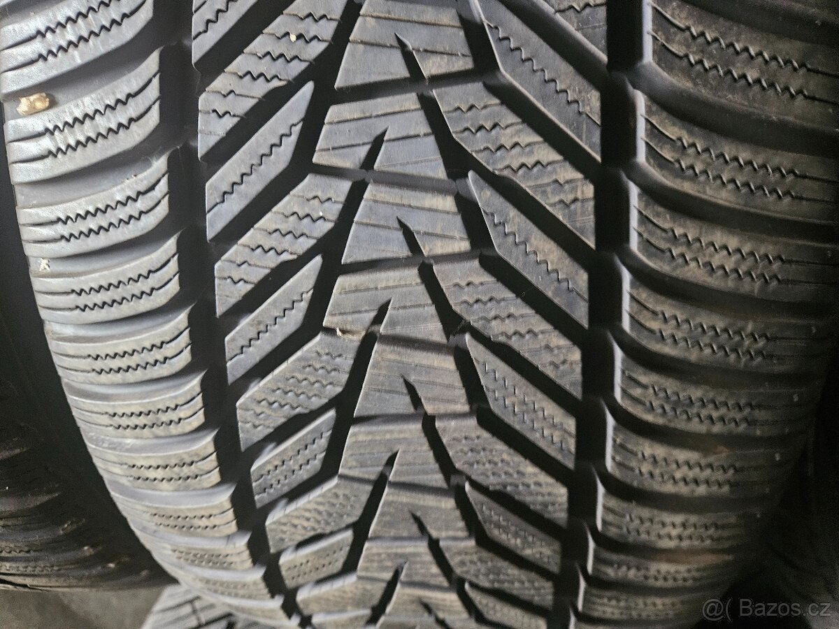 285/40R19 107V XL W330 Winter icept evo3 HANKOOK - 4
