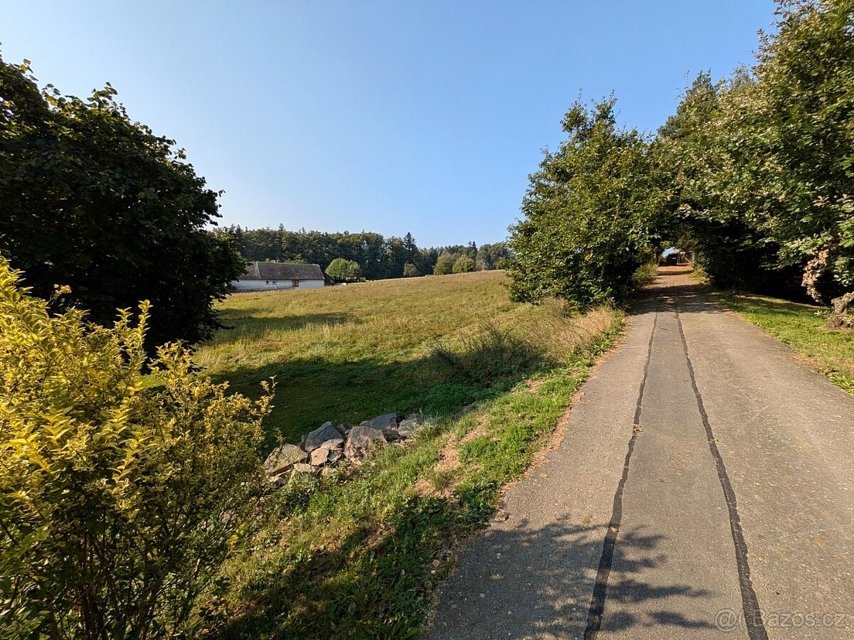 Prodej stavebního pozemku 7990 m² Nové Lublice - 4