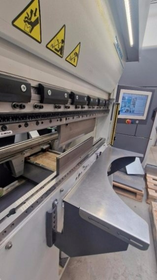 Servoelektrický lis DYNA-PRESS 24/12 PLUS od LVD - 4