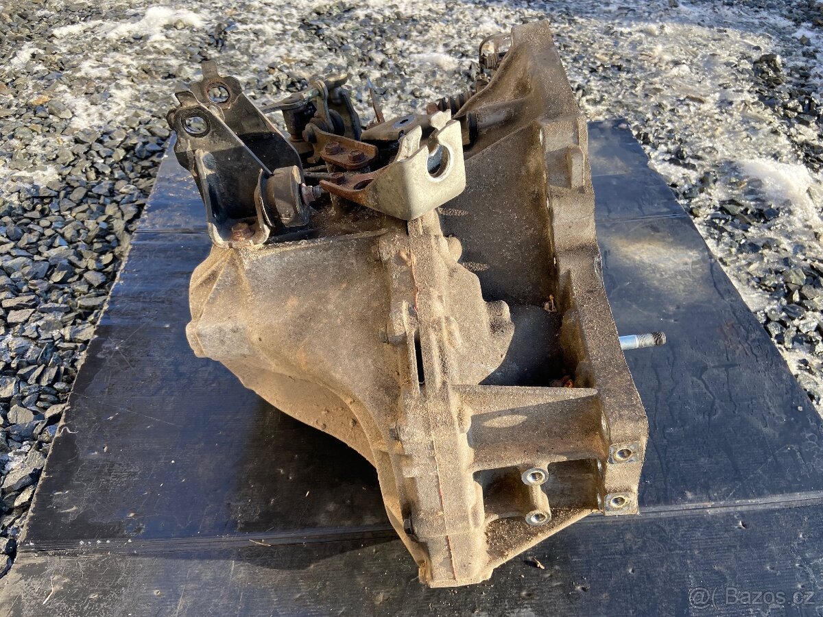 Toyota Rav4. Převodovka 2.2 D-cat 130 kw. - 4