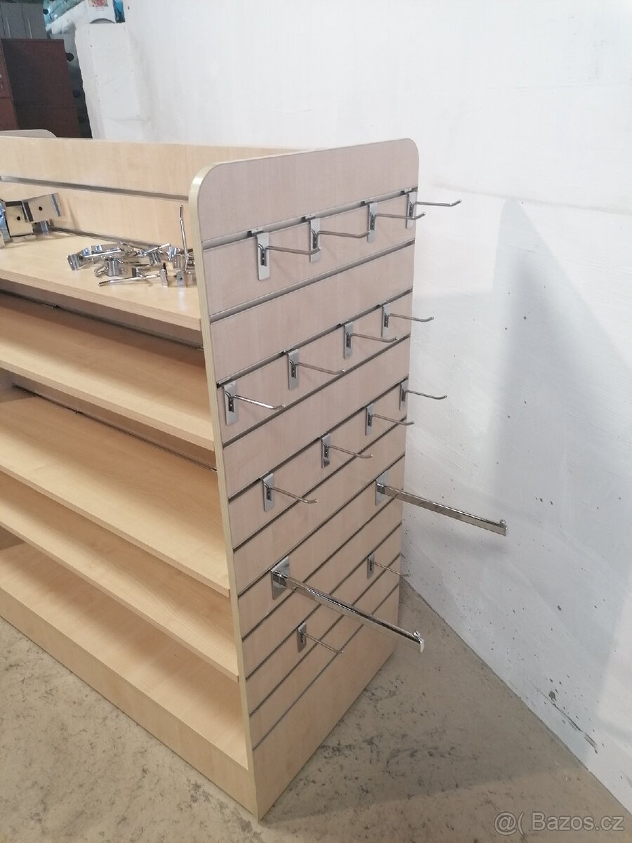 Prodejní 4 straný regál na kolečkách - 4