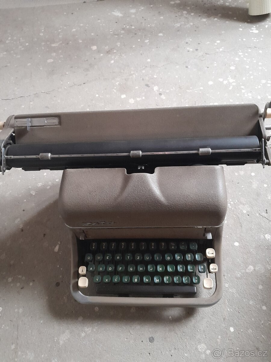 Psací stroj Zeta - 4