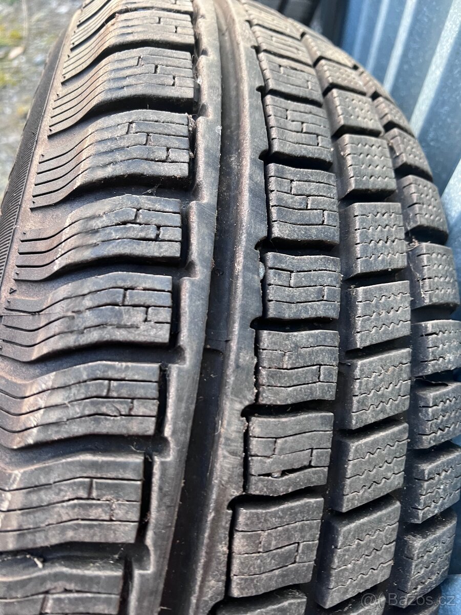 Alu kola Sorento 225/75 R16 M+S - 4