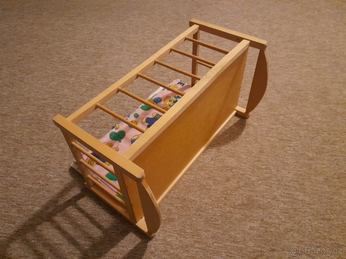 Postýlka (kolébka) pro panenku - 4
