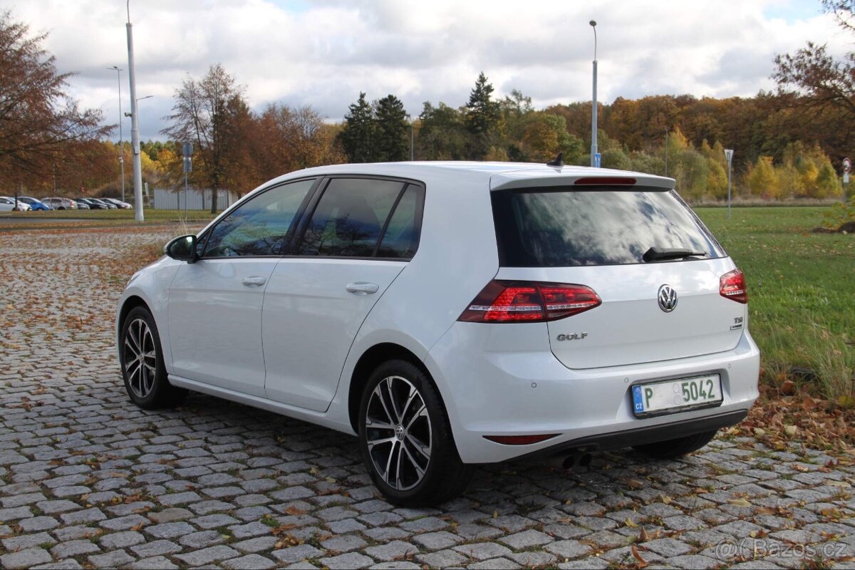 GOLF 7 5dv. 1.4TSI-92kw,LOUNGE,NEZ.TOP,Výhřev Volantu,2015 - 4