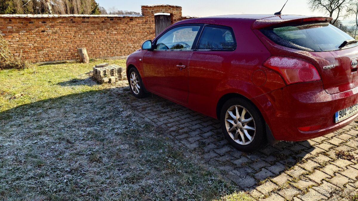 Kia proceed 1.6 crdi STK 10/27 - 4
