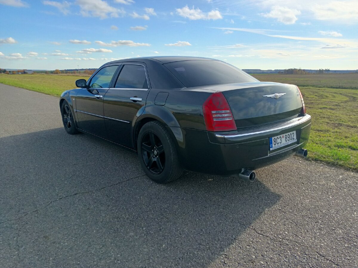 Chrysler 300C - 4