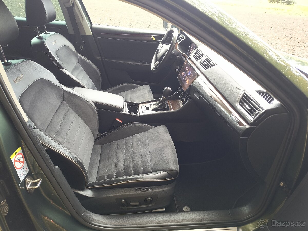 Škoda Superb combi Scout 4x4 - 4