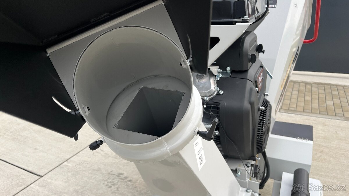 Štěpkovač dřeva RAMBO-V2 - 4