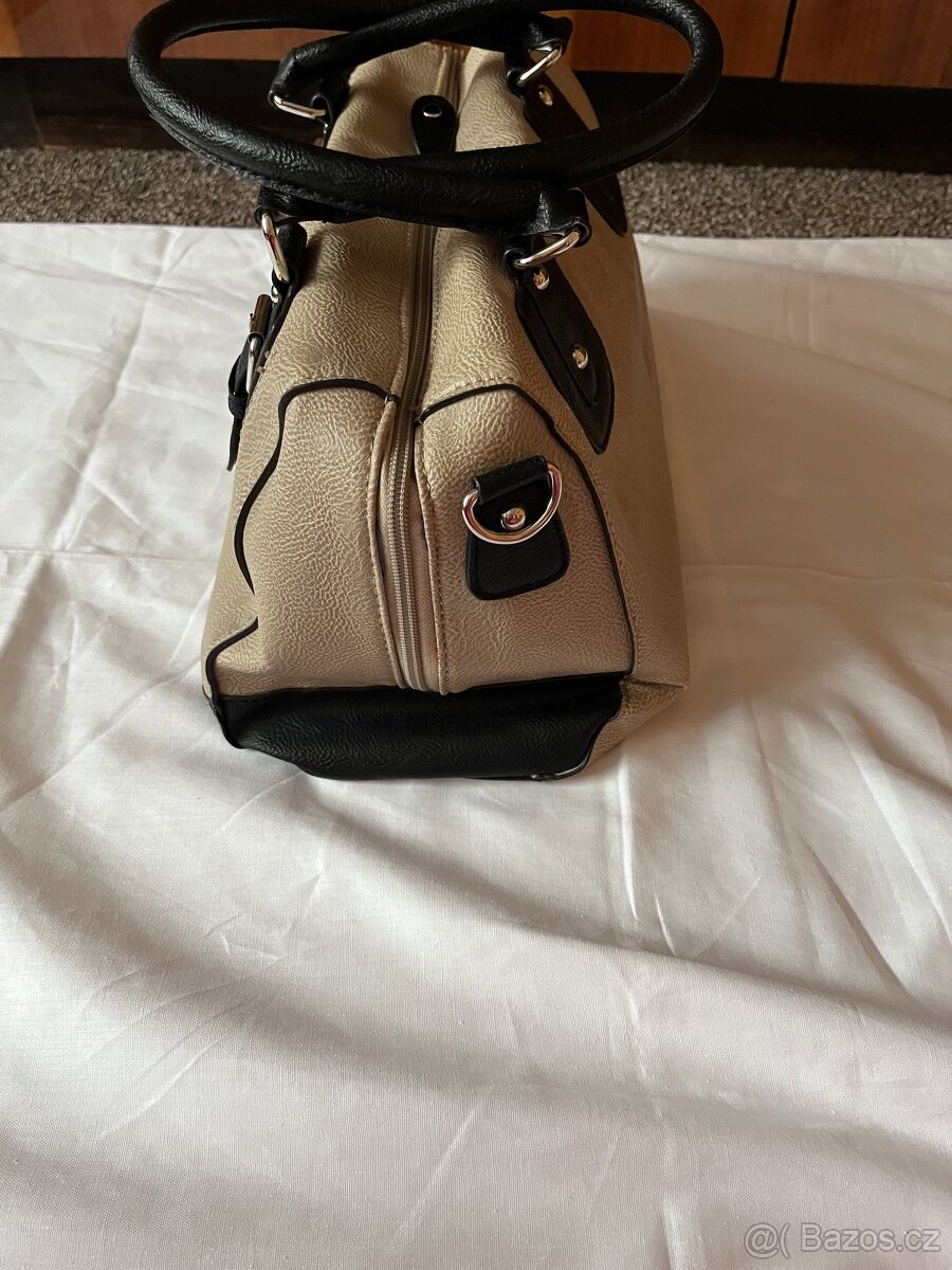 Dámská kabelka - 4