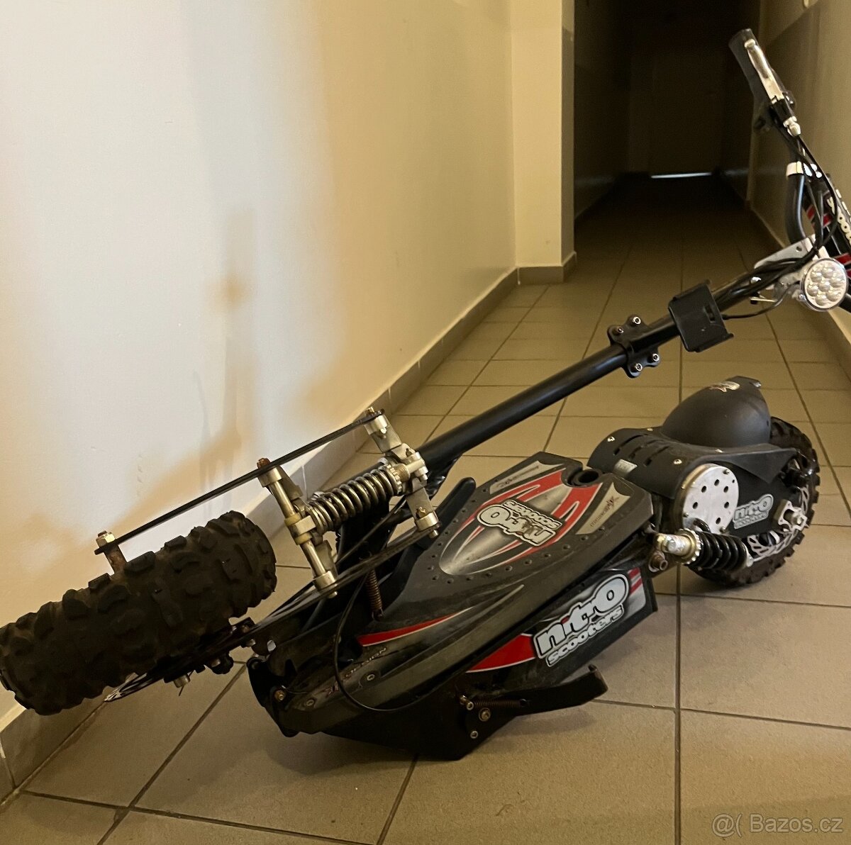 Elektro koloběžka NITRO SCOOTERS - 4