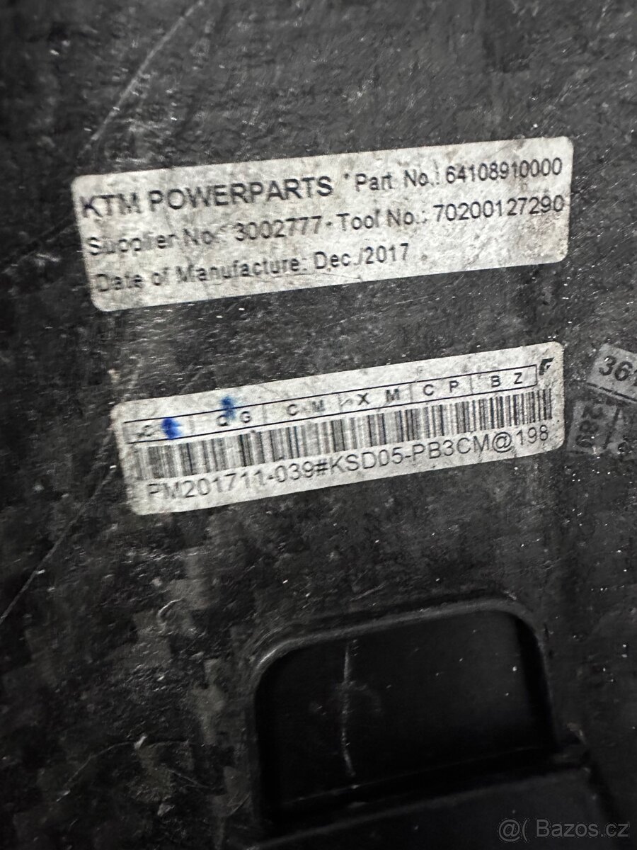 KTM Powerparts karbonový přední blatník Duke 790 890 R L GP - 4