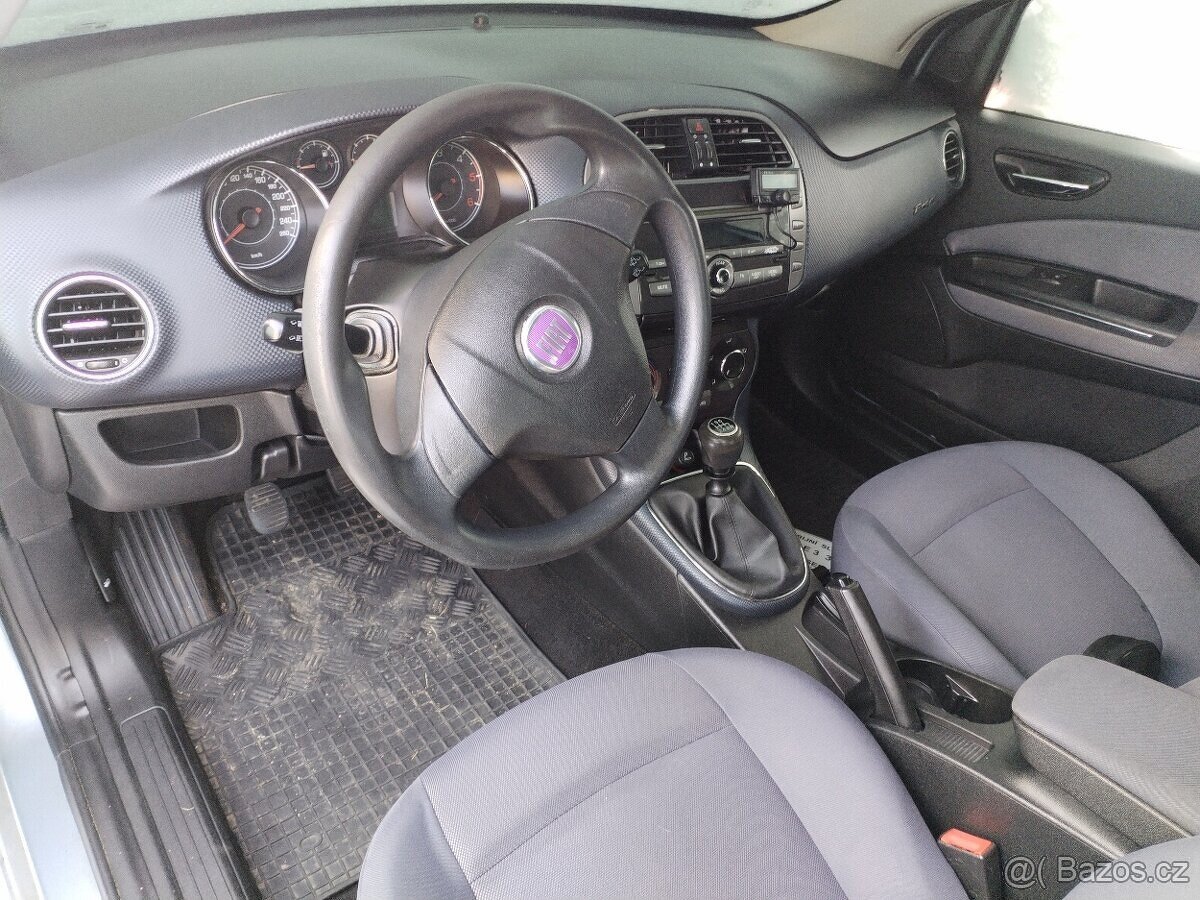 Fiat Bravo 1.6 77kW Multijet, rok 2008 - náhradní díly - 4