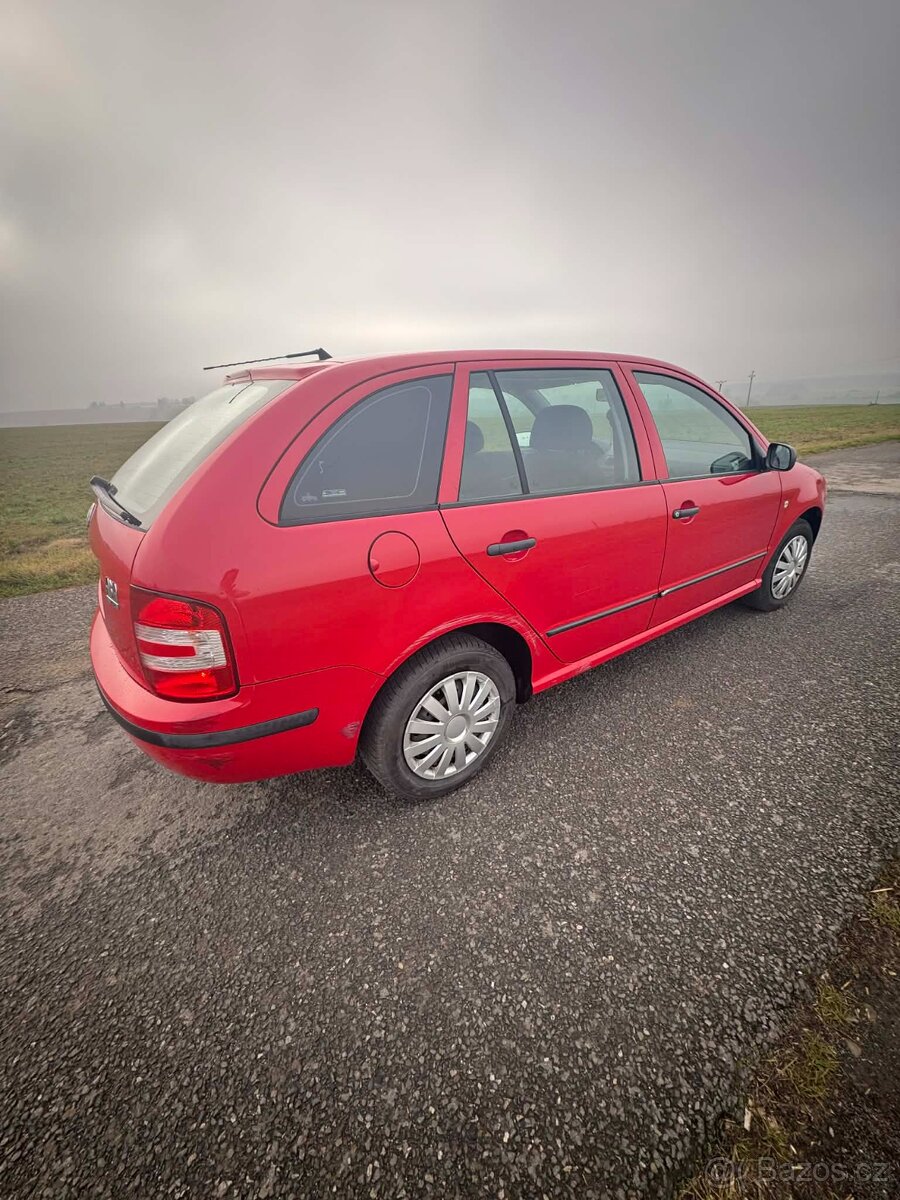 Prodám Škoda Fabia 1.2i Combi Facelift Bez Koroze - 4
