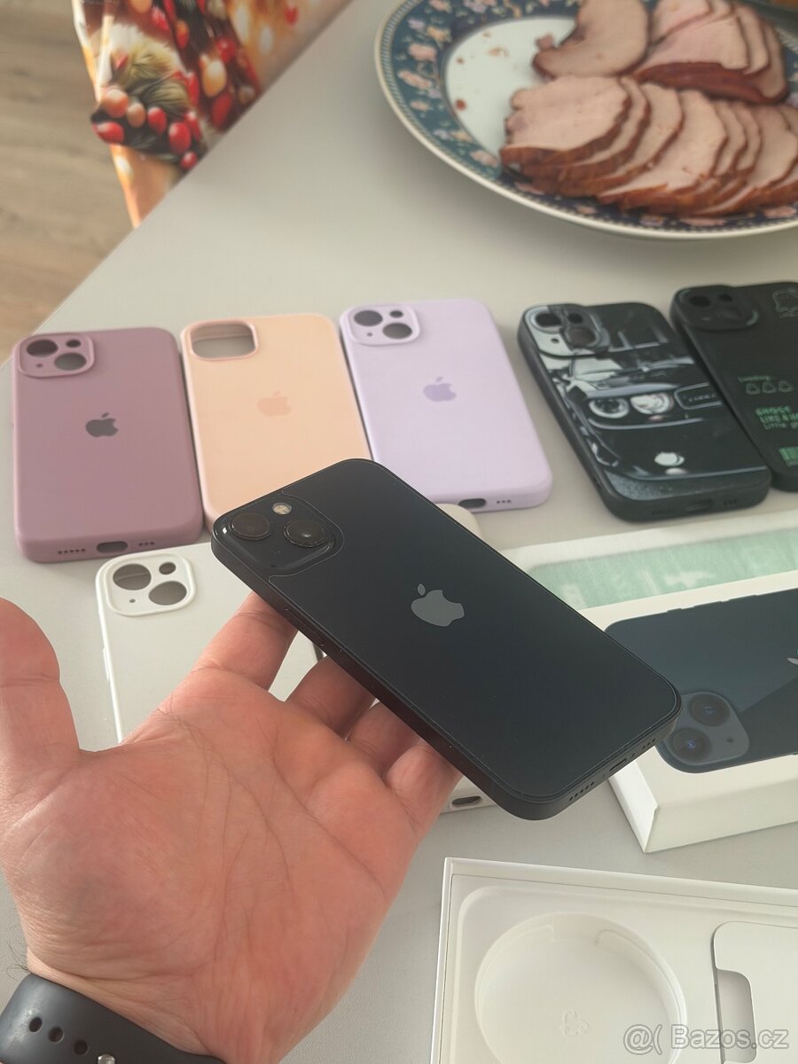 iPhone 13 black 128 gb - 4