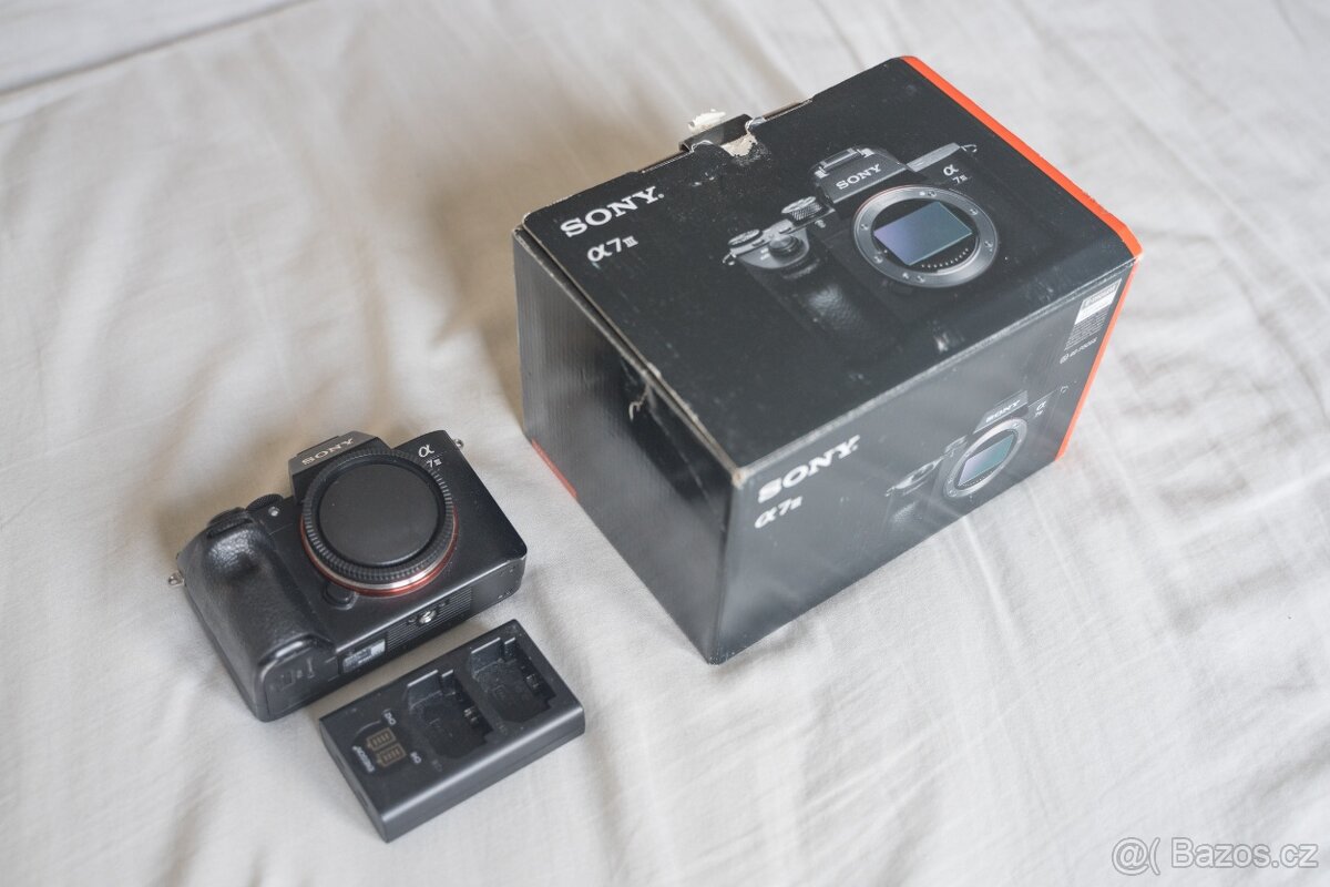 SONY ALPHA A7 III - 4