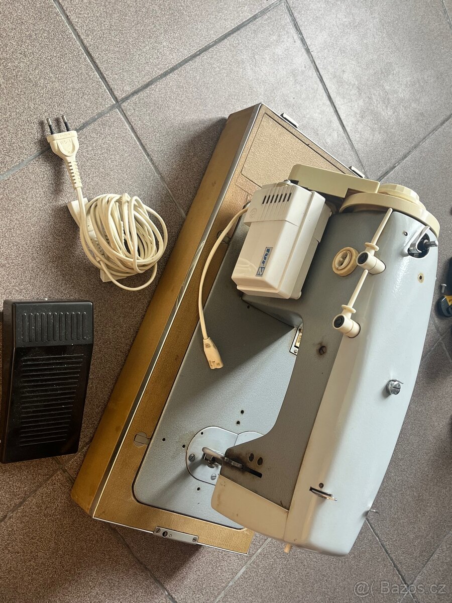 Šicí stroj Veritas - 4