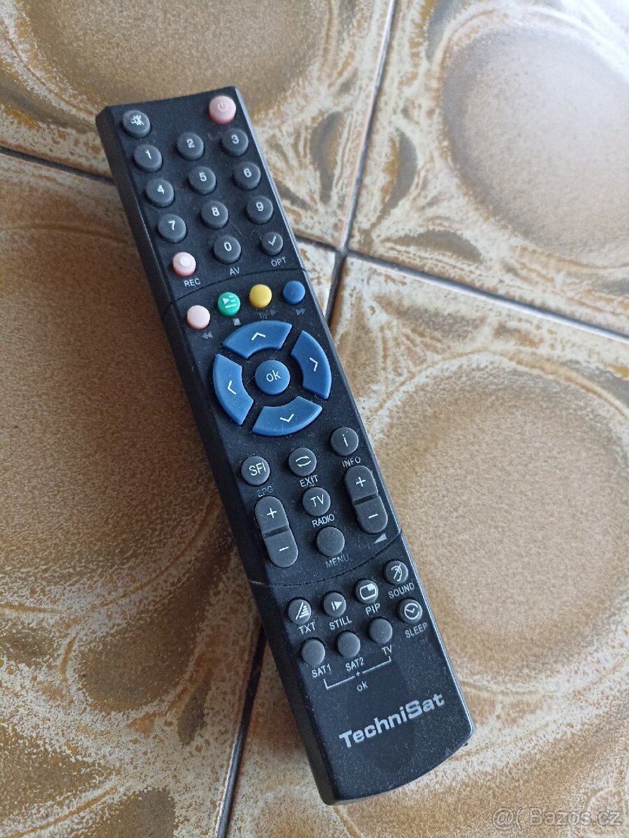 satelitní příjmač TechniSat Technistar SIR - 4