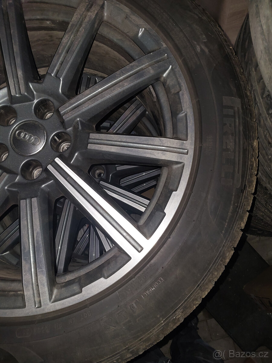audi q7 orig.ALU kola R20 285/45 zimni Pirelli - 4