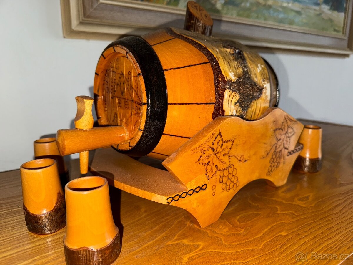 Starožitný dřevěný soudek - 4