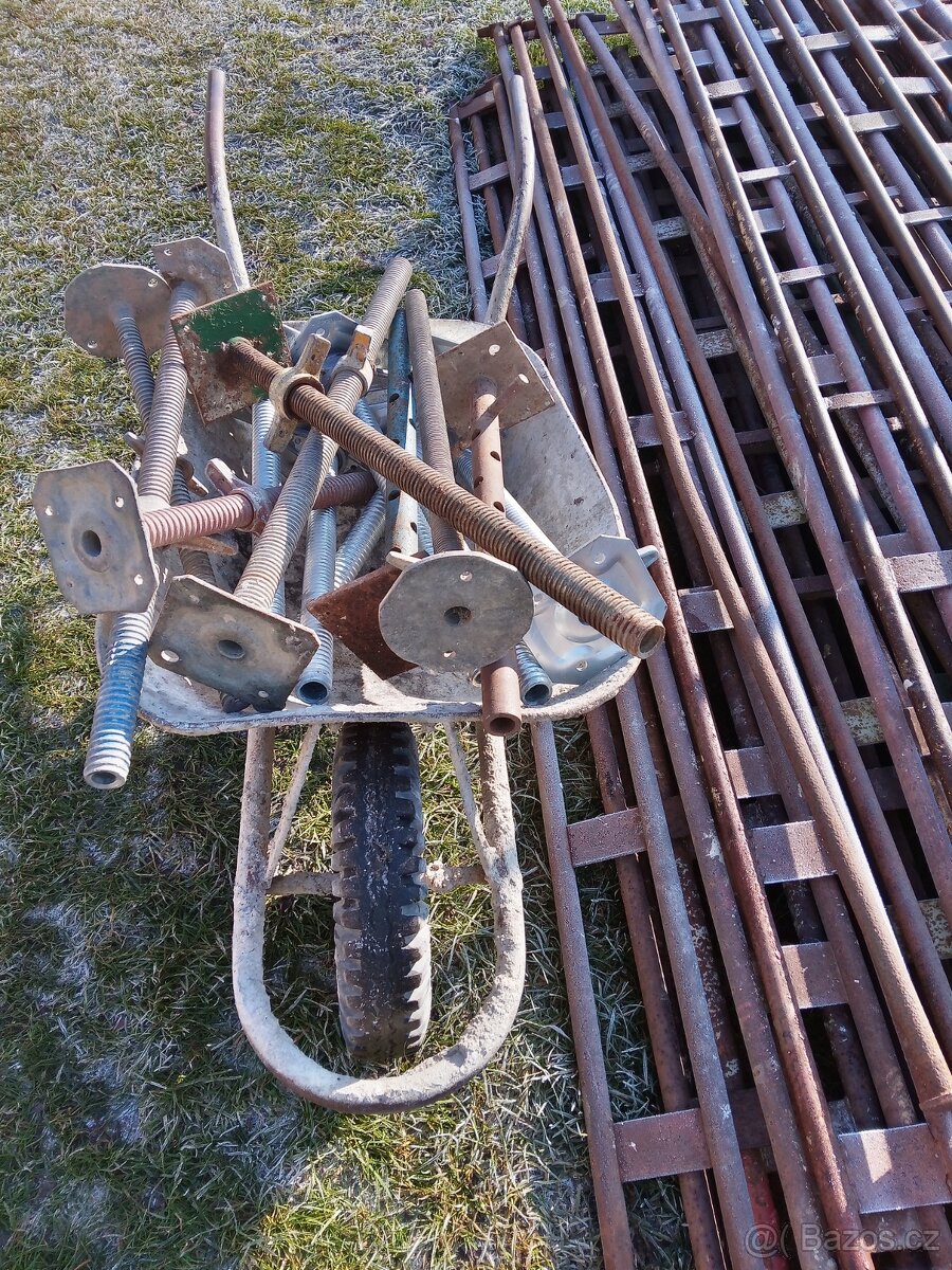 Lešení Haki -- 8 polí - 4