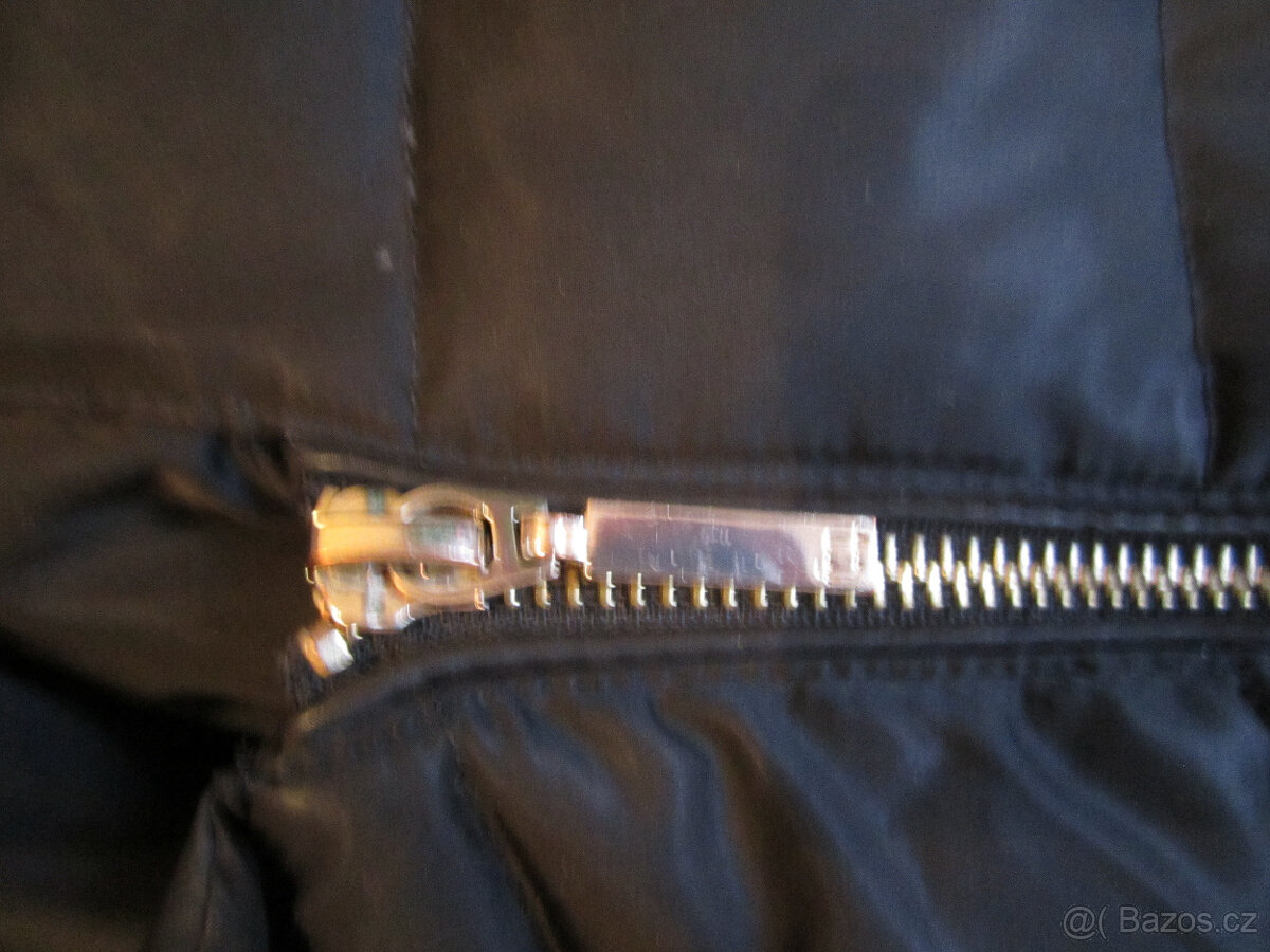 Kvalitní péřový kabát z Itálie, vel. M/38, černý - 4