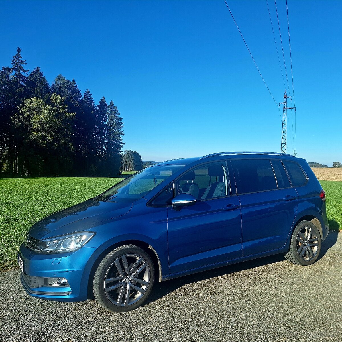 VW Touran (5T1), 7-místní, 09/2016
- 4