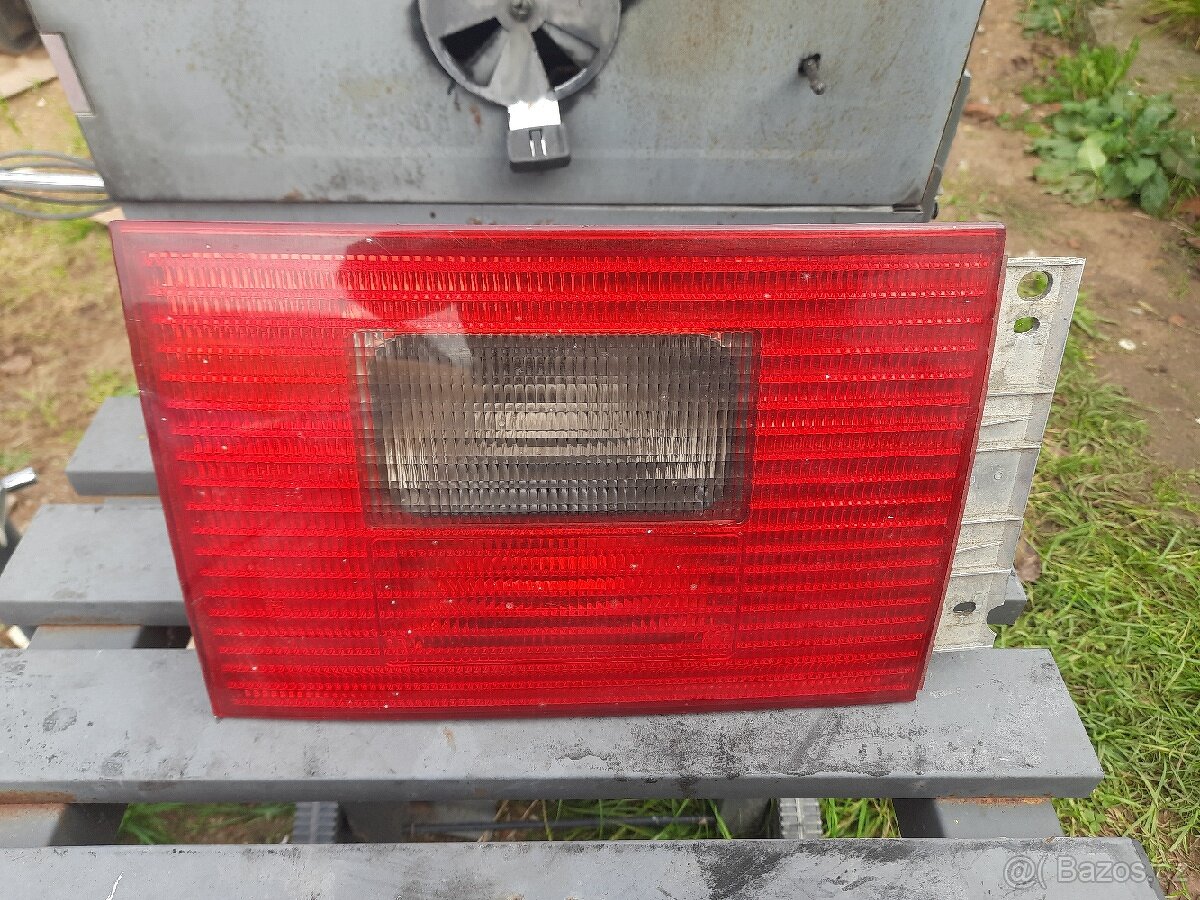 Zadní světlo a panel Alhambra Sharan - 4