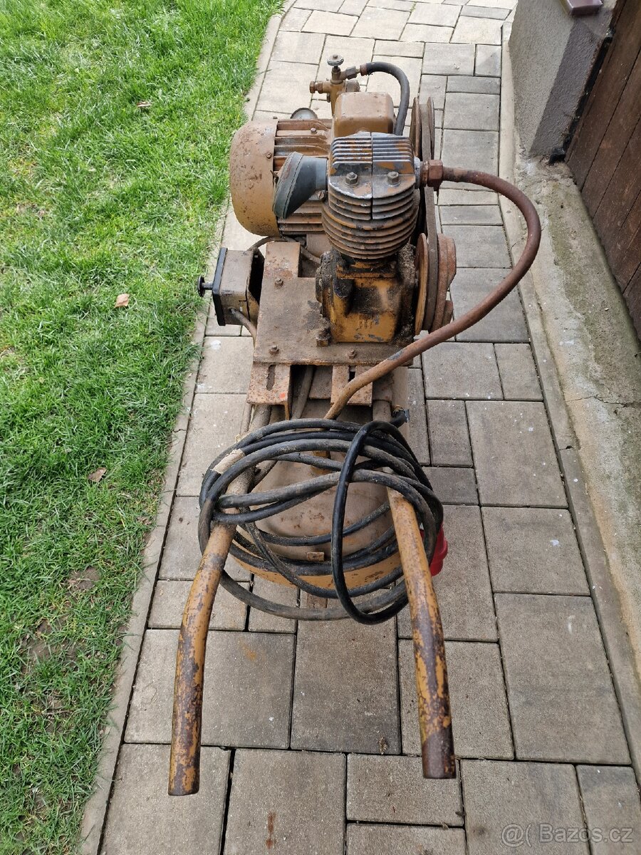 Kompresor domácí výroby 230/400V - 4