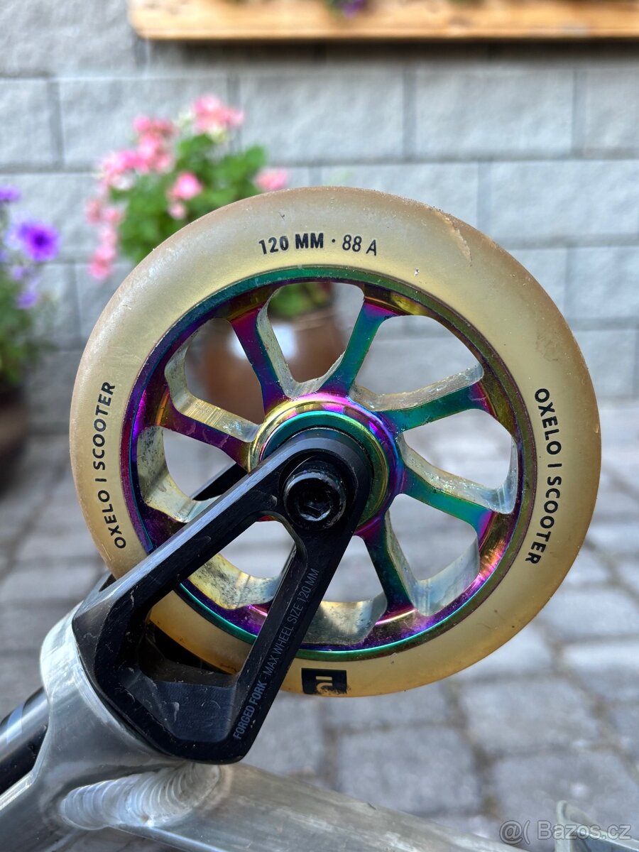 Prodám freestyle koloběžku OXELO - 4