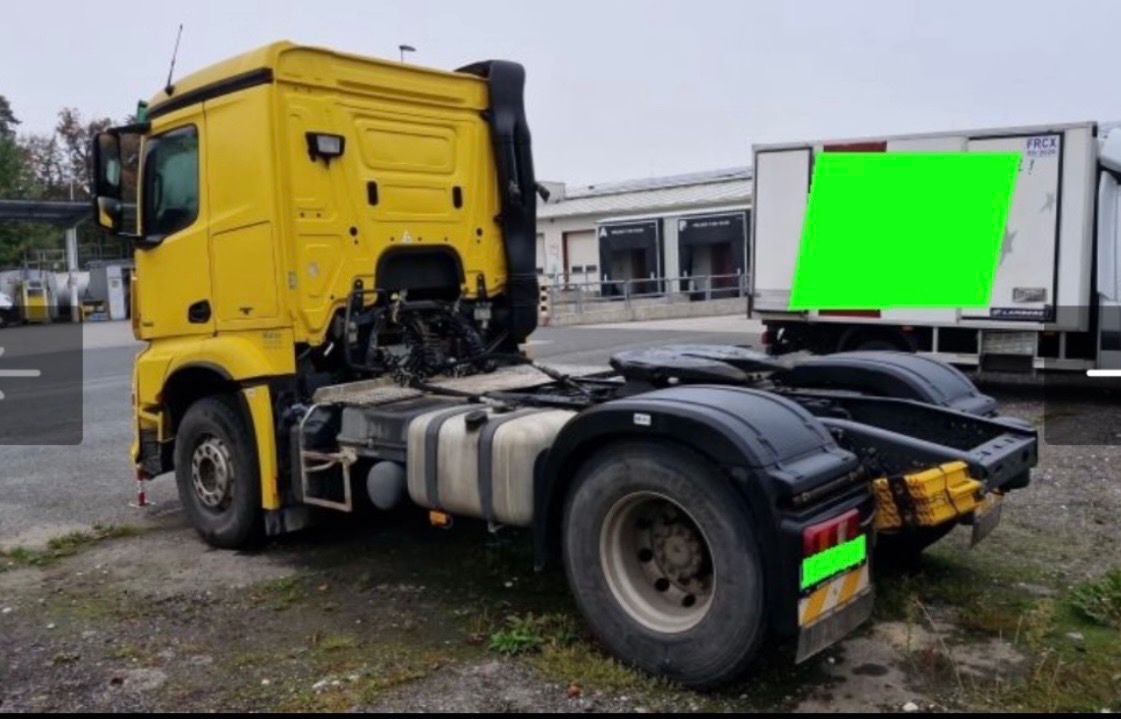 Mercedes Benz Arocs 1843 - 4