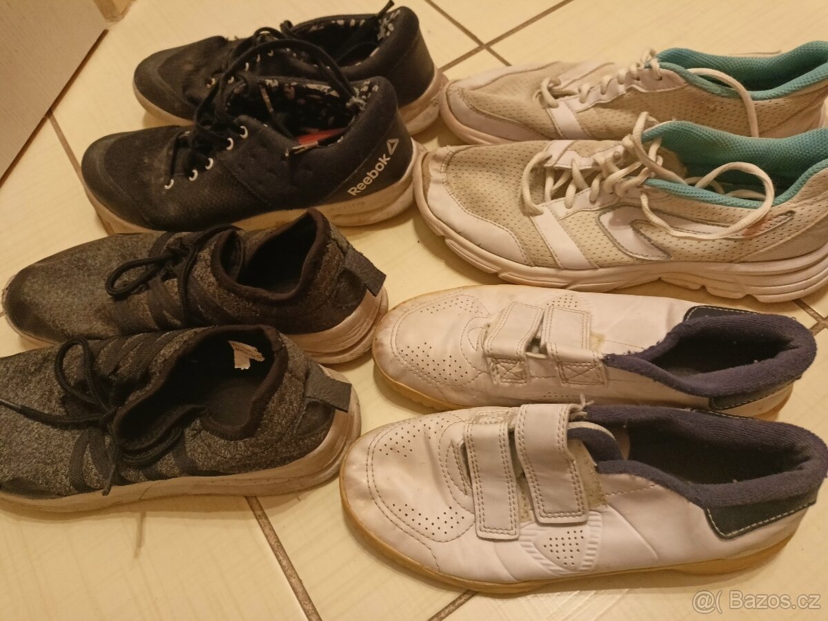 kopačky vel.38,40, tenisky Champion a Nike vel.42,34-37 - 4